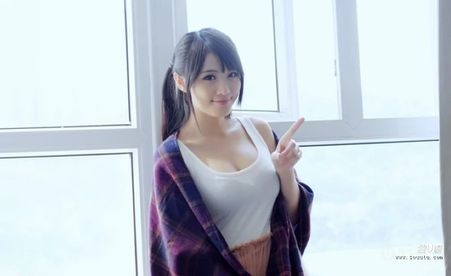 清纯素颜女生 淡淡的味道！（10P）