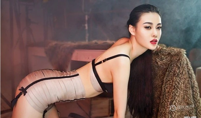 模特张小格_图片上气质舞动的精灵