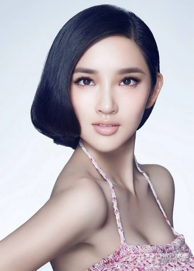 唐艺昕图片_阳光可爱女生的快乐生活18P
