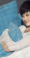 隋俊波率性甜美高清写真图片（15P）