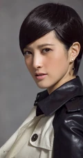 隋俊波率性甜美高清写真图片（15P）