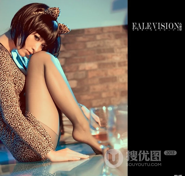 美空何静_右视觉猫女气质写真