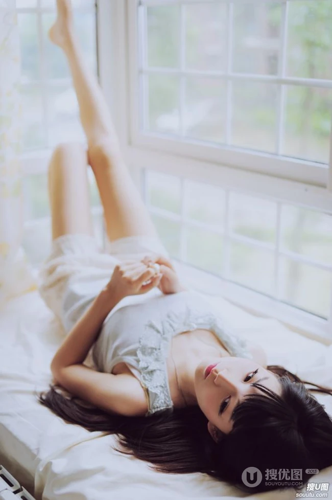 女孩青涩的青春优美图片