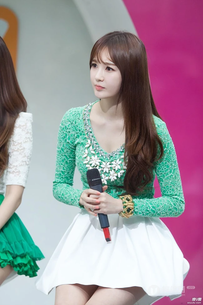 Davichi 姜敏京节目现场高清图片