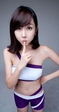 崔星儿紫色紧身短裤可爱高清图片（20P）