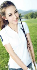女生黎悦汐_高尔夫球场的高清图片