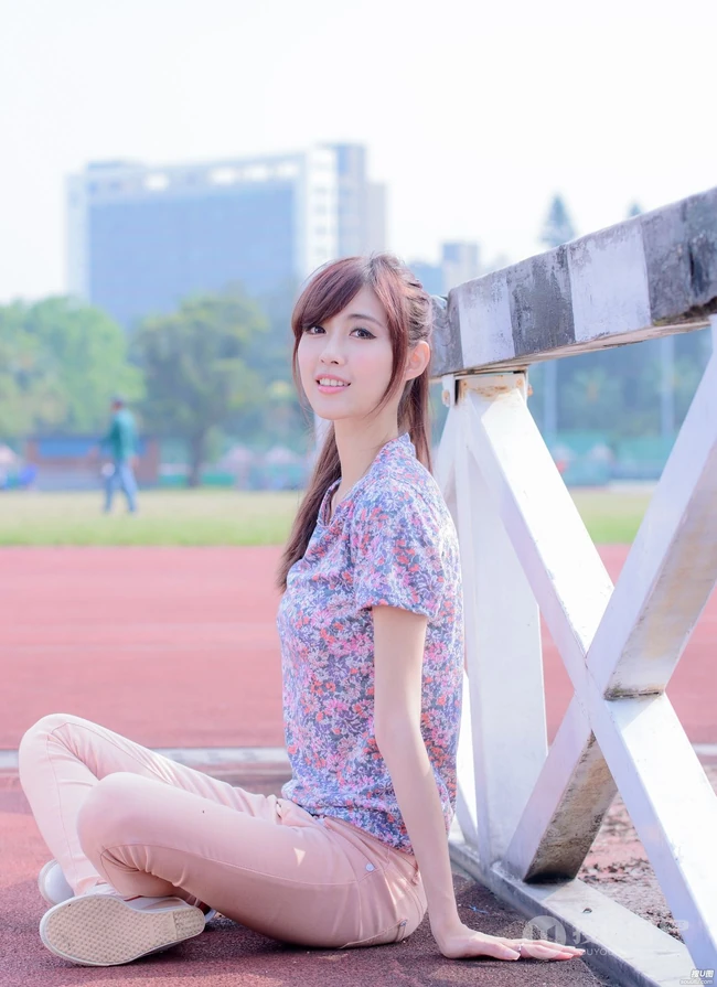 清澈如水女孩高清大图(22p)