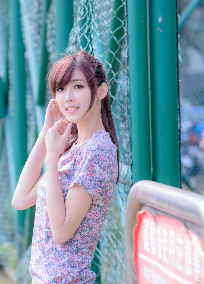清澈如水女孩高清大图(22p)