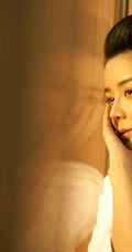 袁姗姗图片_动人白衣黄底写真（17p）