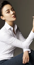 袁姗姗白衣牛仔裤高清图片（8p）