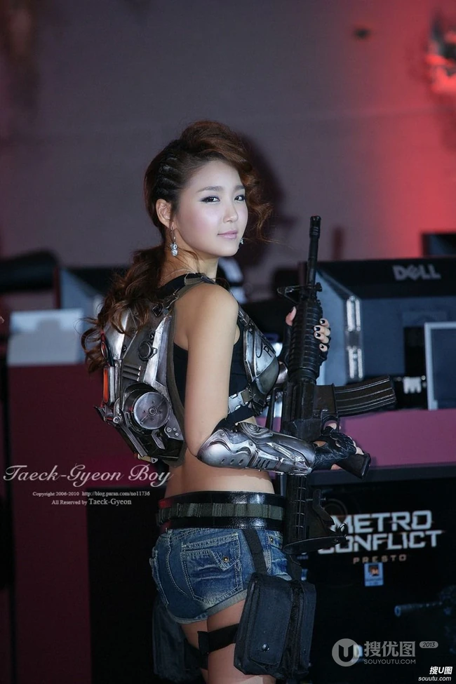 方恩英GStar2010高清showgirl大图