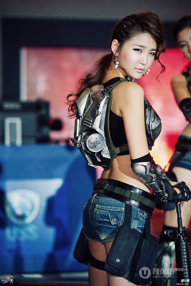 方恩英GStar2010高清showgirl大图