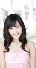 渡边麻友_清新小公主粉裙写真