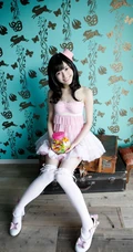 渡边麻友_清新小公主粉裙写真
