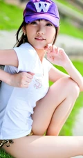 美模孟瞳迪夏日装气质图片（15p）