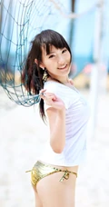 美模孟瞳迪夏日装气质图片（15p）