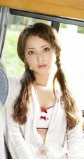 佐佐木希居家和户外高清图片（14P）