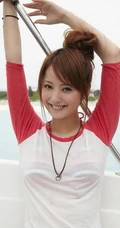 佐佐木希气质可爱泳装图片