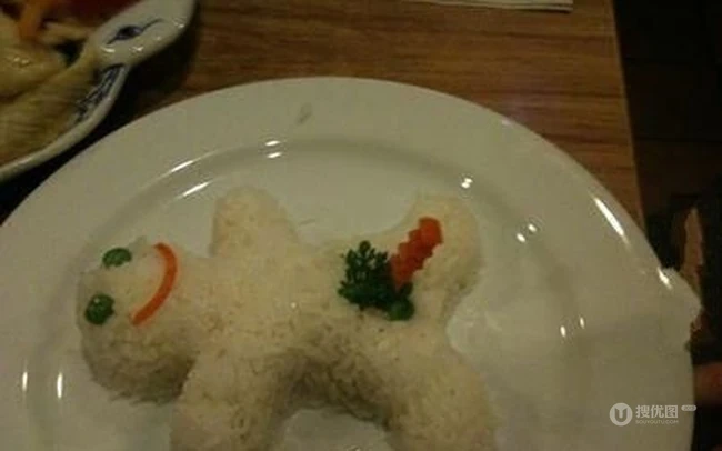 这餐厅是要闹哪样