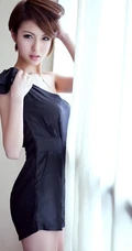 短发女生图片-喜欢连衣裙的短发女生