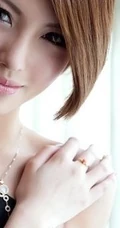 短发女生图片-喜欢连衣裙的短发女生