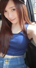 90后长发线条感妹子气质可爱自拍照