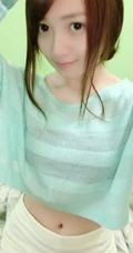 90后长发线条感妹子气质可爱自拍照