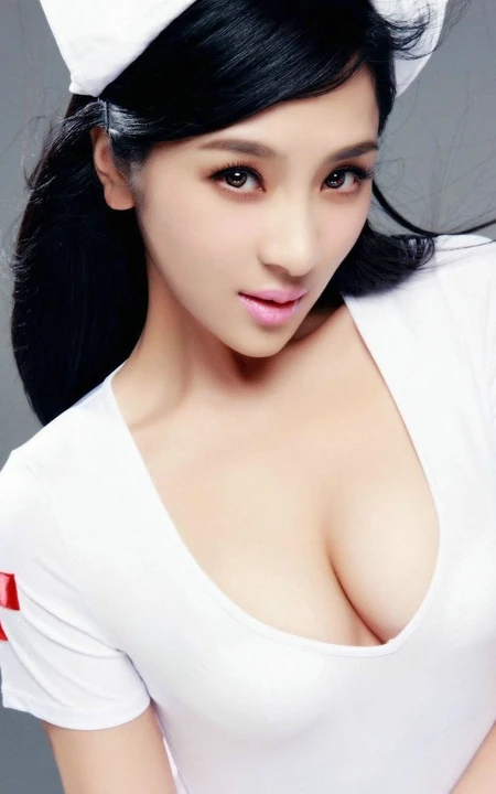 出的了厅堂，护的了伤，姚诗涵制服高清美图
