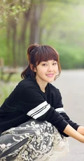 张佳宁自然森系写真，清纯唯美郊外美图