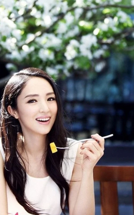董璇纯美图片 懂的休闲的人才快乐！