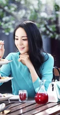董璇纯美图片 懂的休闲的人才快乐！