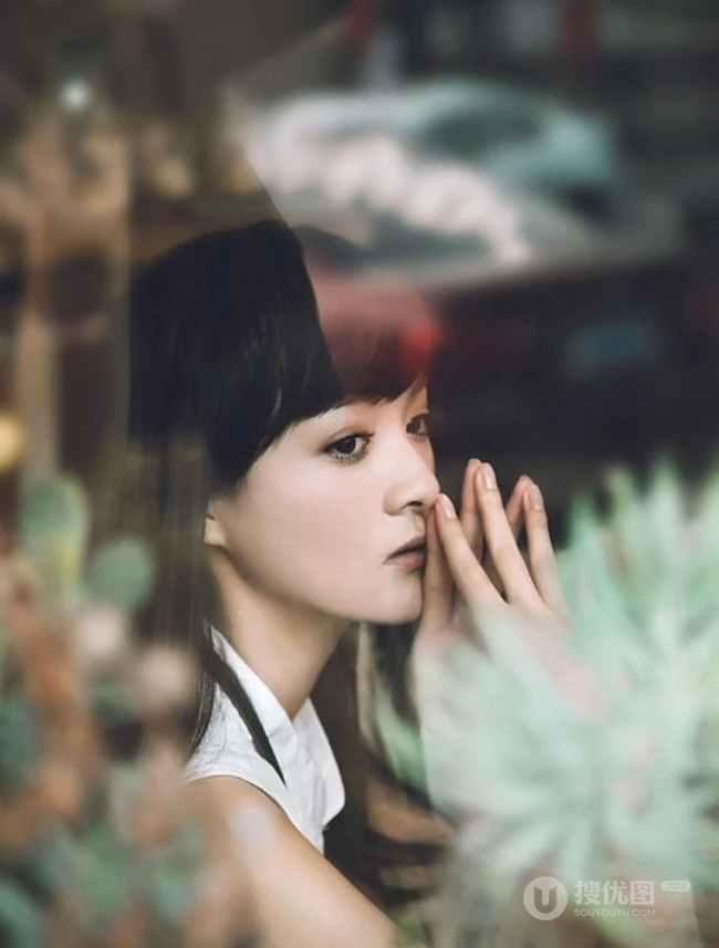 90后校花_李依伊清纯唯美图片写真