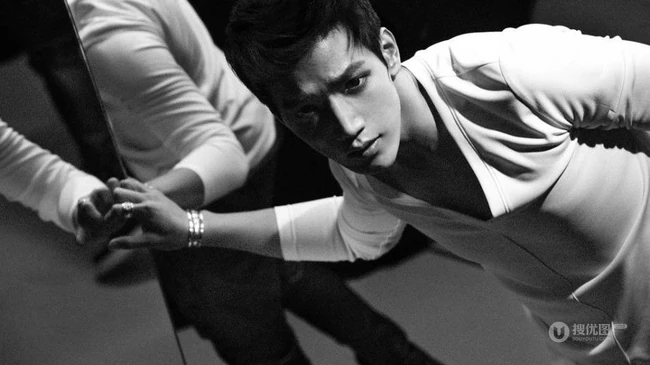 JUN.K金峻秀个人写真_2PM成员JUN.K图片大全