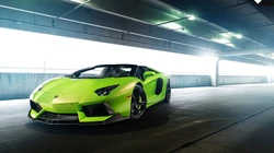 绿色活力兰博基尼Aventador V LP-700-4电脑高清壁纸