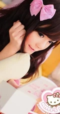 可爱少女图片_又萌又可爱的学生妹子