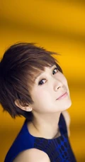 海清纯美韵味写真，短发红唇清新动人