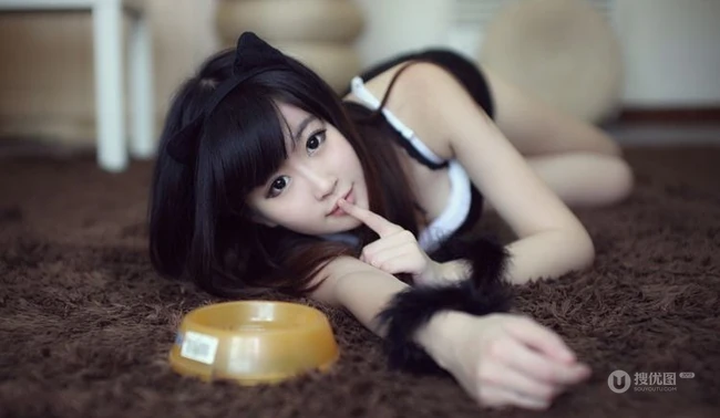 可爱猫女图片，黑猫少女写真萌图集
