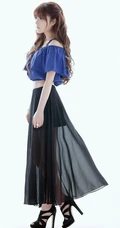 牛仔短裤长发女生-清纯唯美高清写真