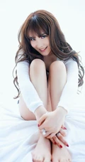 牛仔短裤长发女生-清纯唯美高清写真