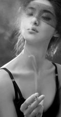 吹不散的烟-王熙然抽烟气质写真图片
