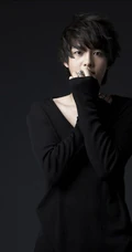 韩国花样美男《宋钟基图片杂志》高清