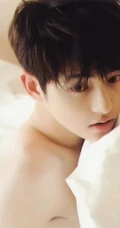 韩国花样美男《宋钟基图片杂志》高清