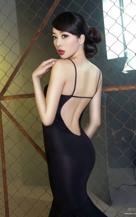 童苡萱 男人装女郎《童苡萱》美图