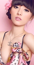 清纯明星妹子《富丹妮》时尚秀写真