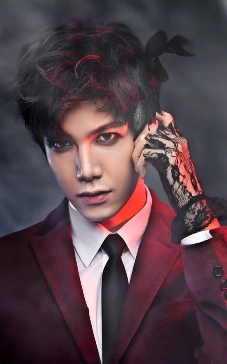 最新《M.Pire》魅惑造型写真
