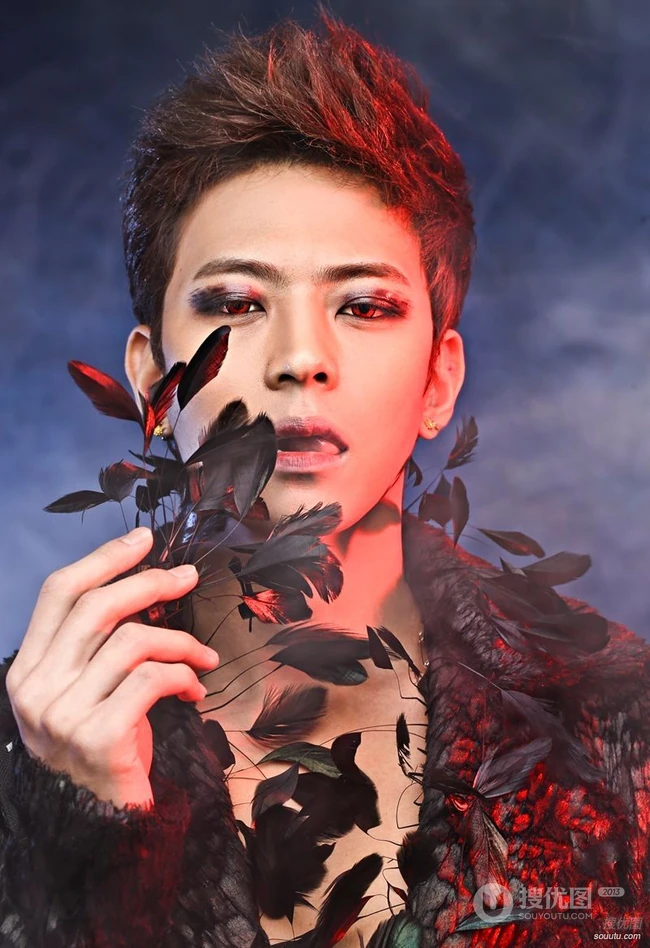 最新《M.Pire》魅惑造型写真