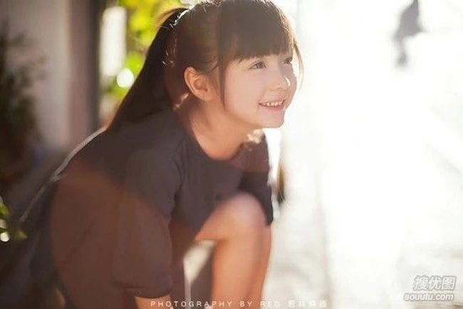 热门小少女-安淇尔apple 萌翻你