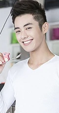 孙佳琪_最帅地铁司机孙佳琪图片