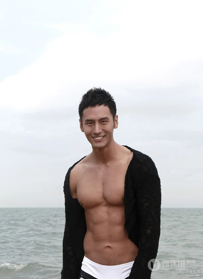 亚洲男模顾又铭各类写真大片