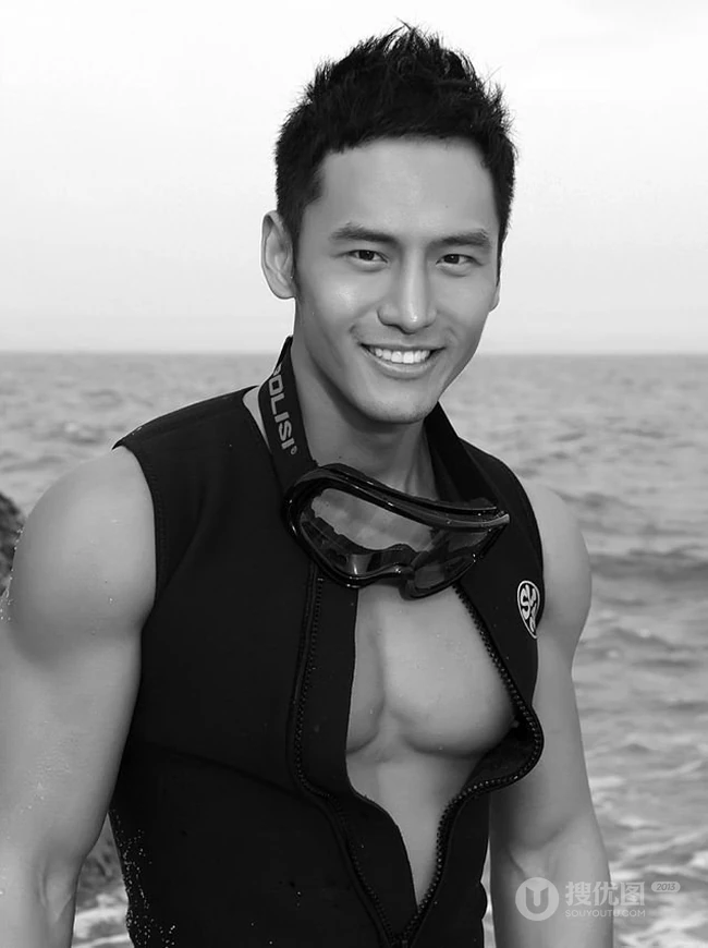 亚洲男模顾又铭各类写真大片